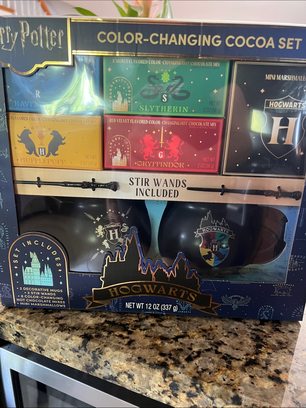 Hogwarts Color-Changing Cocoa Set - Picture 3 of 7